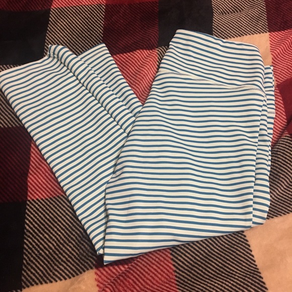 New Balance Pants - New Balance blue striped cropped leggings - medium